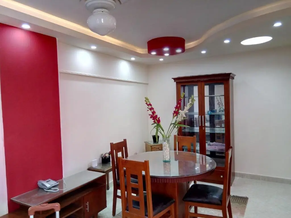 Александрия: City Square Apartment - Gate 3 - Free Wifi & Parking