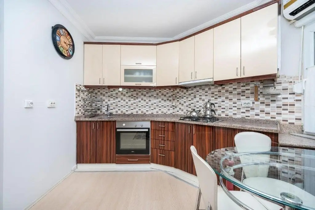 Cozy Flat with Balcony Close to Public Transportation in Konyaalti, Antalya — фото 1