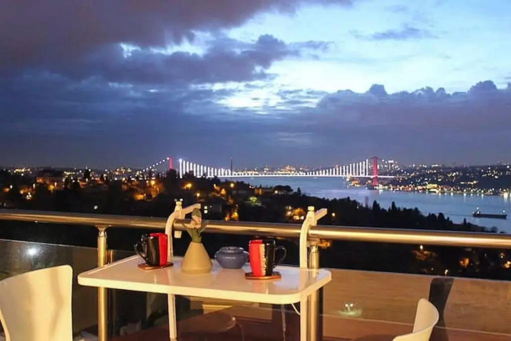 Стамбул: Cozy Apartment with Fascinating Bosphorus View in Uskudar