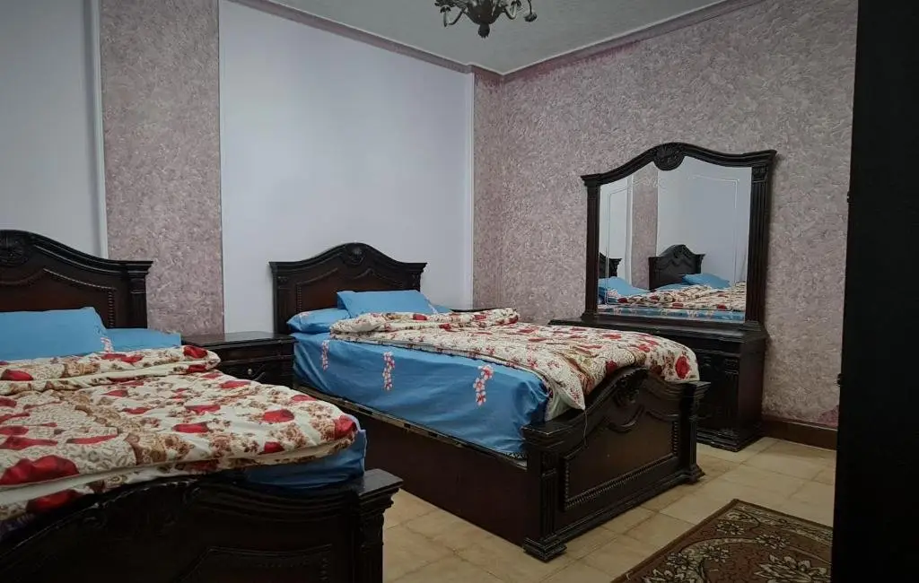 Каир: Comfy 3 Bedrooms Apartment in Cairo 87