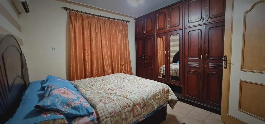 Каир: Comfy 3 Bedrooms Apartment in Cairo 87
