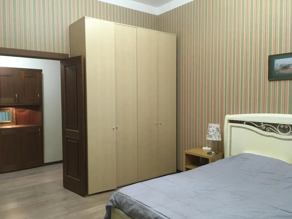 Санкт-Петербург: Aparts hub palace