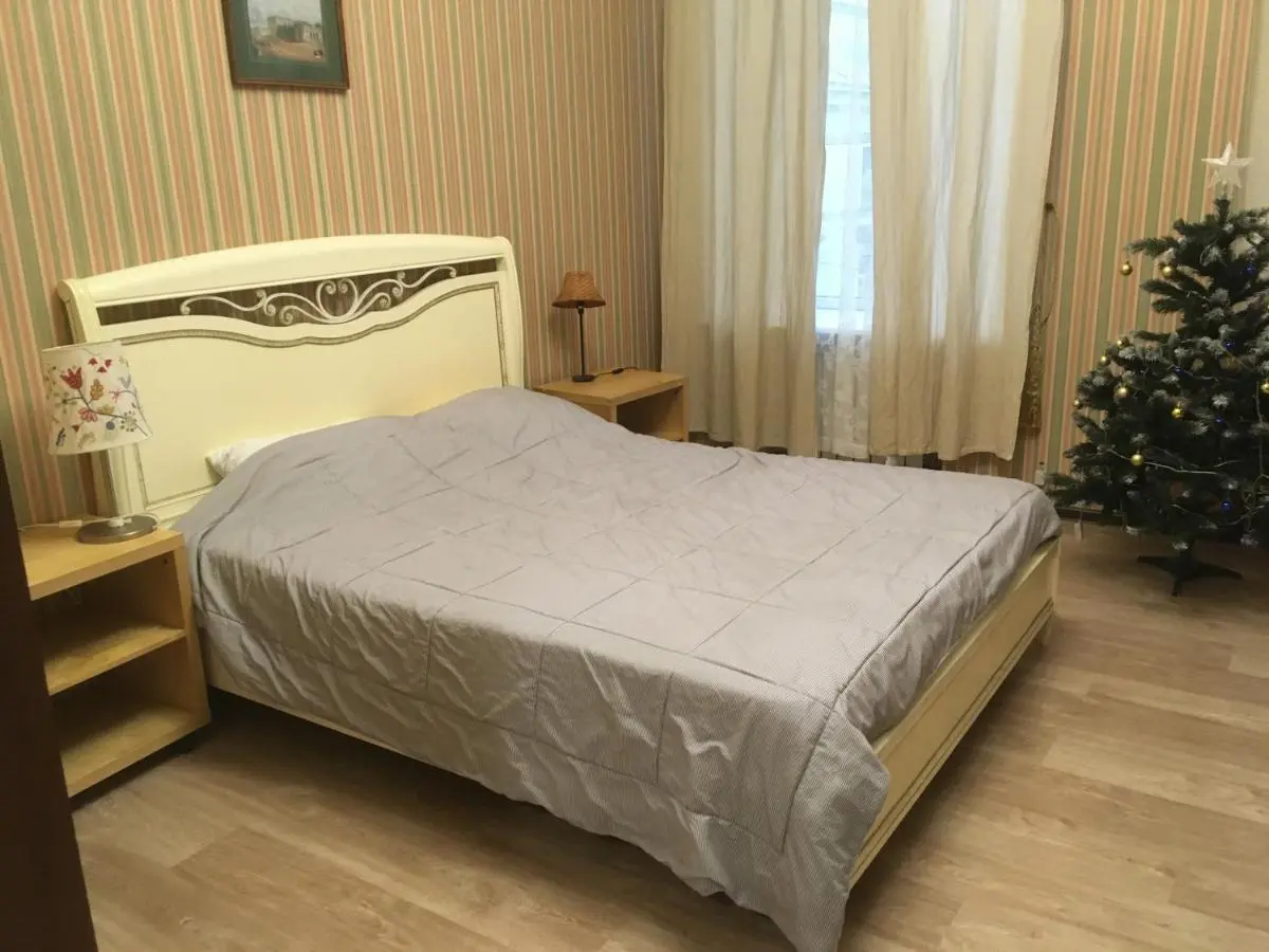 Санкт-Петербург: Aparts hub palace