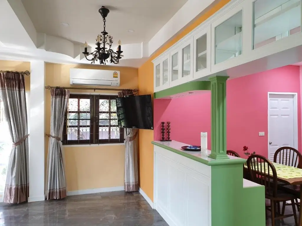 Саттахип: Single House Sattahip