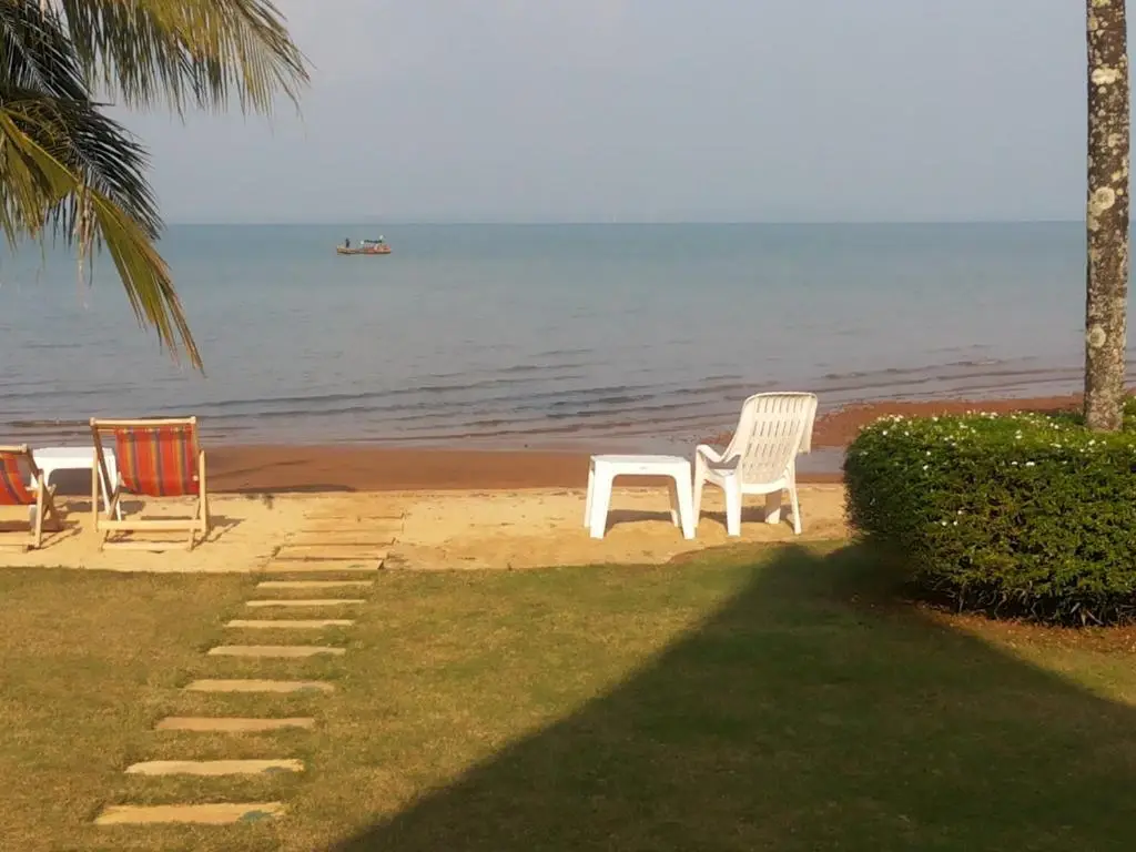 Ко Чанг: Peony Villa, 3 Bedroom Beachfront Pool Villa
