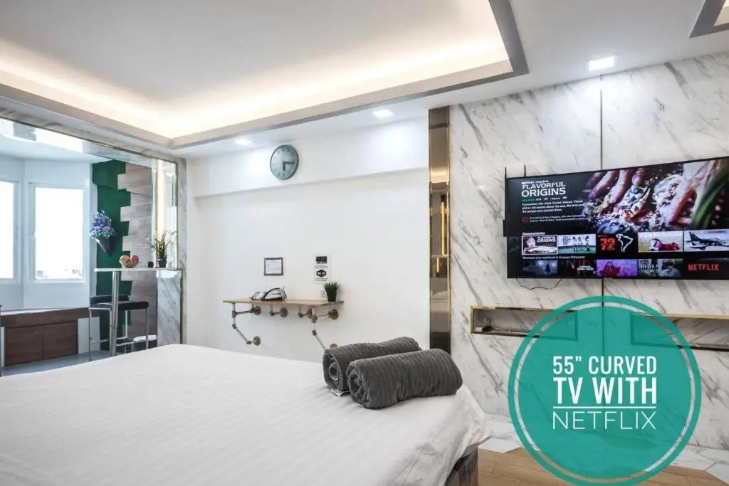 Бангкок: Family Hub Pratunam 7 FREE Airport pickup min 3nights and 4Adults stay