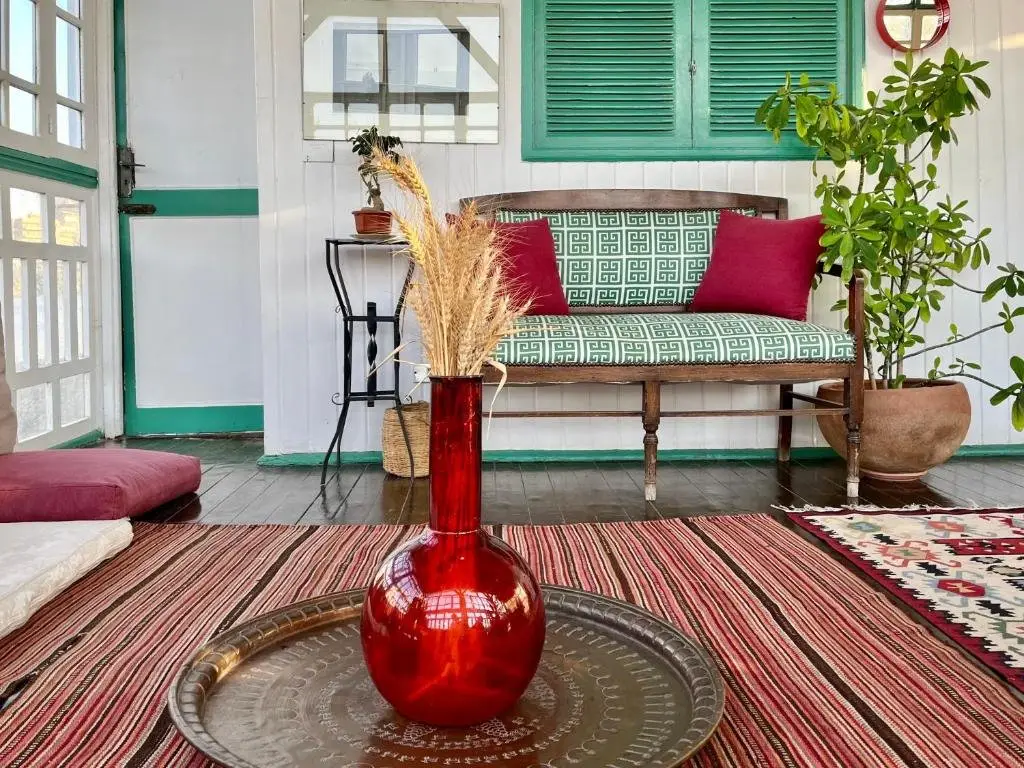 Гиза: Houseboat65 - Historic home on the Nile - Central Cairo