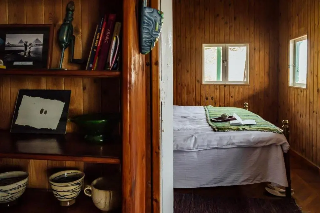 Гиза: Houseboat65 - Historic home on the Nile - Central Cairo