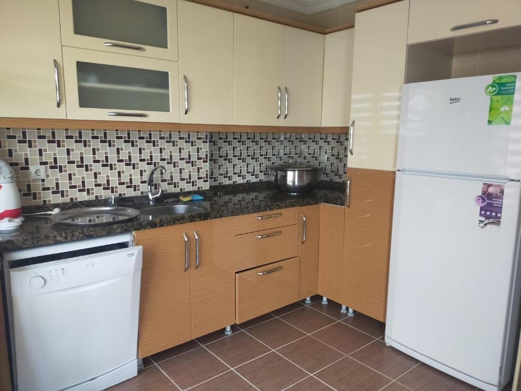 Трабзон: El Navras Apartmen