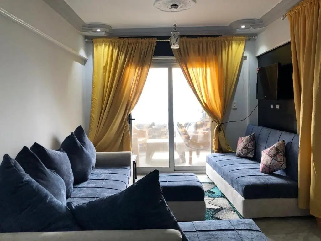 Александрия: Family Condo with Panoramic Sea View 2