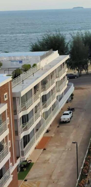 Клаенг: Grandbeach 1 condo A202
