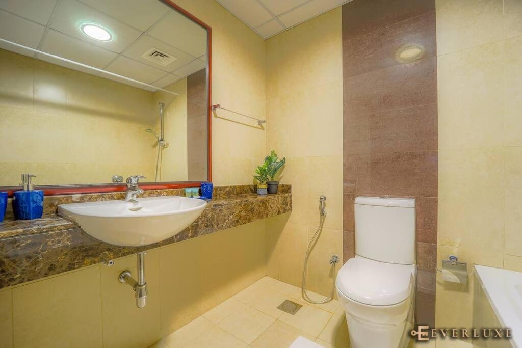 Дубай: Everluxe - Culture Village 1 Bedroom