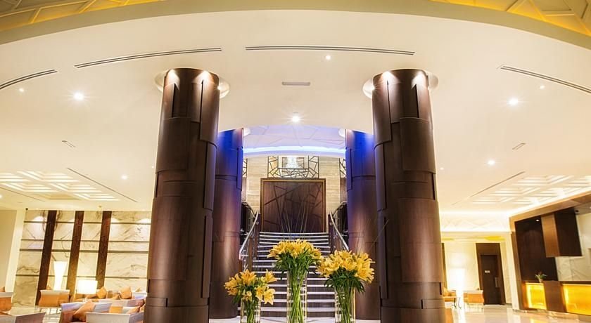 Дубай: Ghaya Grand Hotel & Apartments