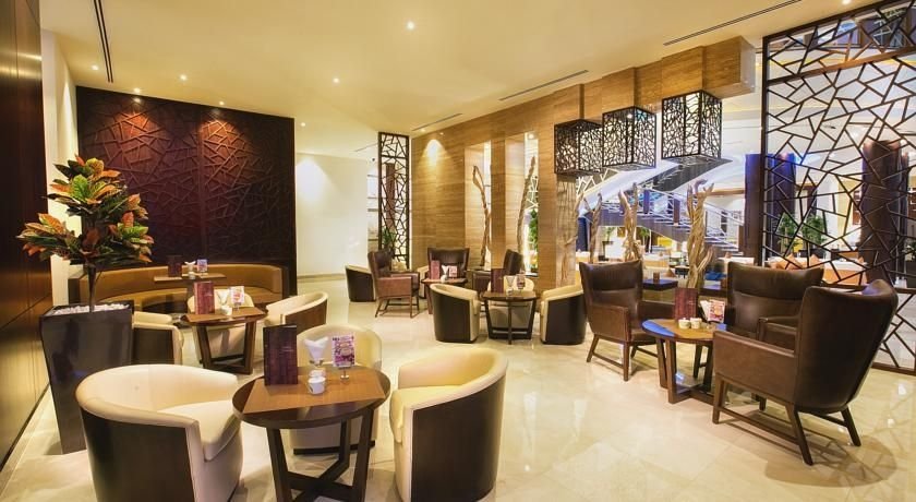 Дубай: Ghaya Grand Hotel & Apartments