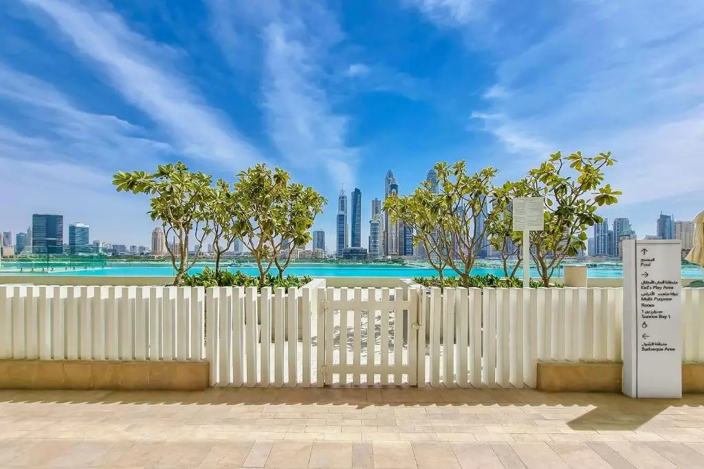 Дубай: Elegant 2 bedroom apartment at Sunrise Bay