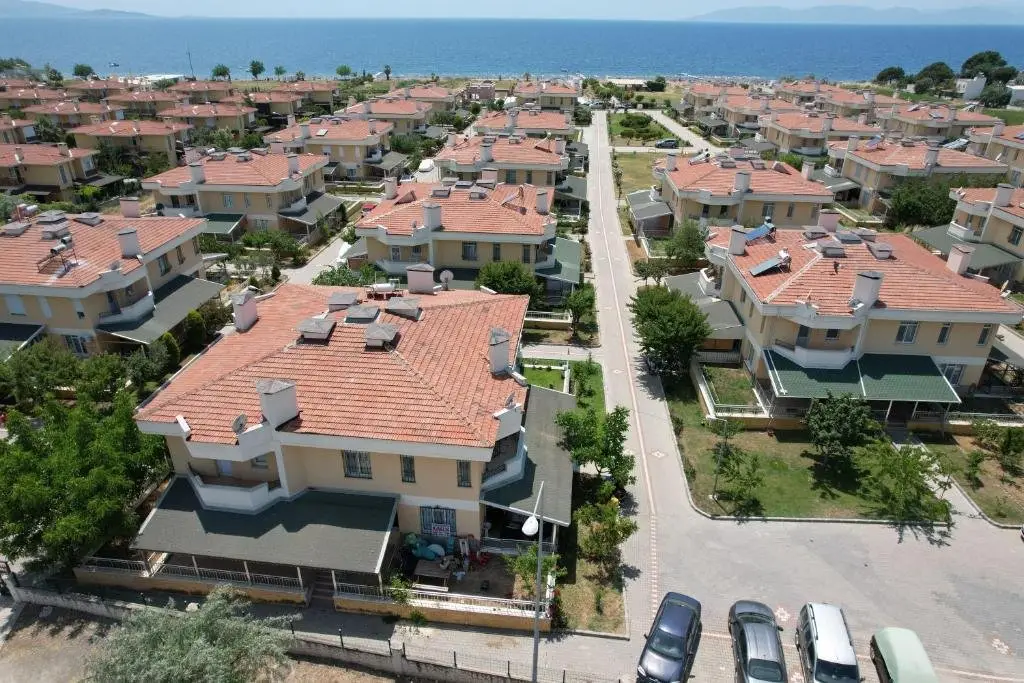 Deniz Kenarında, Sahil Sitesinde, 3+1 Yazlık — фото 1
