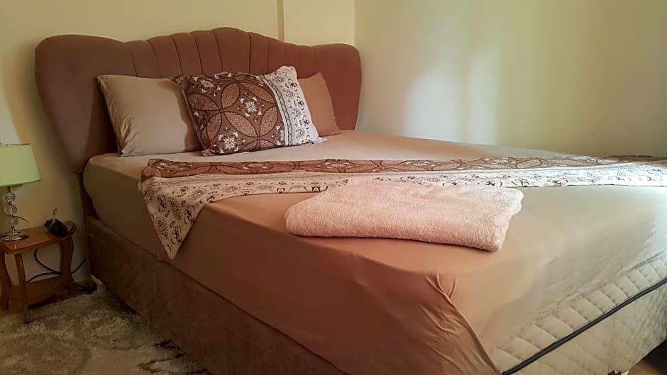 Мугла: Private Rooms and Flats Apartments