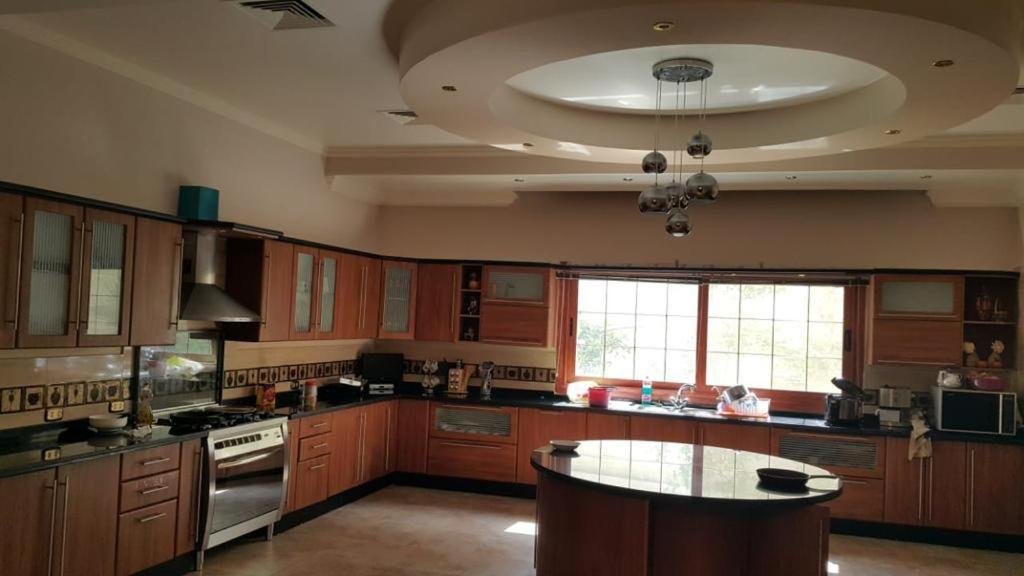Каир: Super luxurious villa with large landscape areas