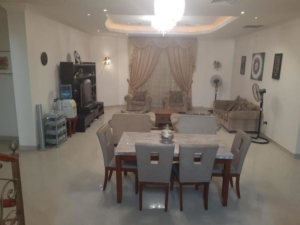 Каир: Super luxurious villa with large landscape areas