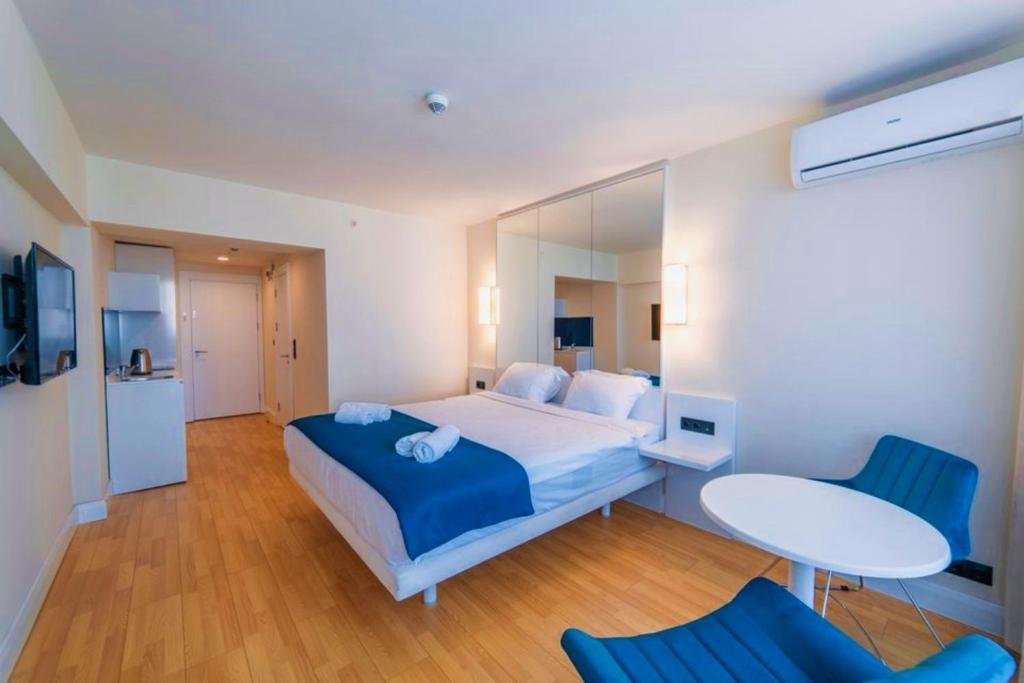 Батуми: Batumi Luxury Resort & Sea View Aparthotel