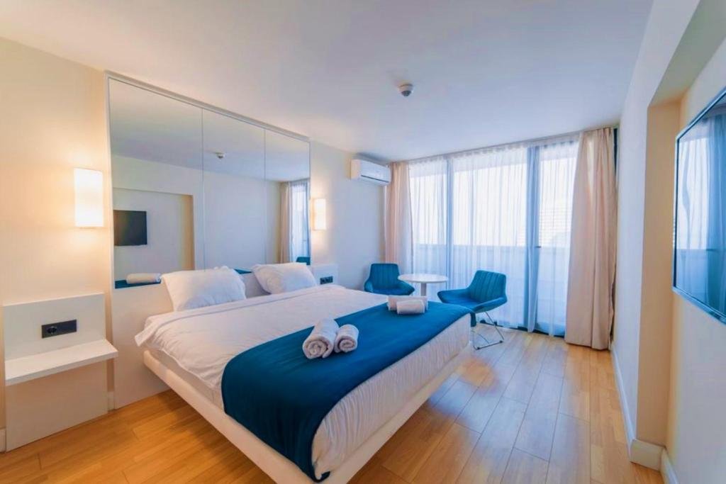 Батуми: Batumi Luxury Resort & Sea View Aparthotel