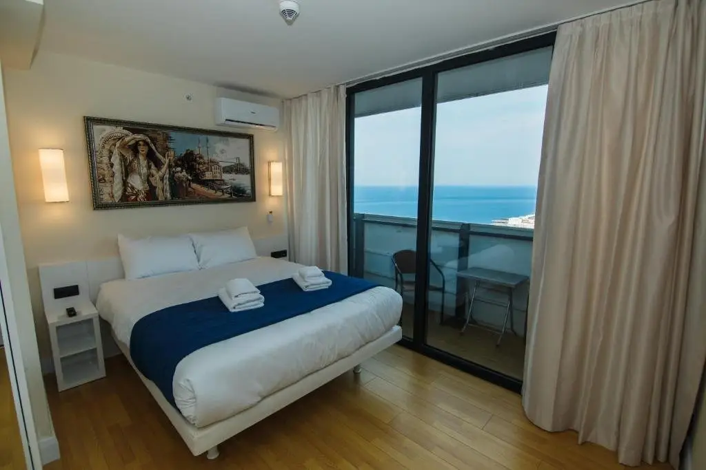 Батуми: Travels in Batumi at Orby Sity