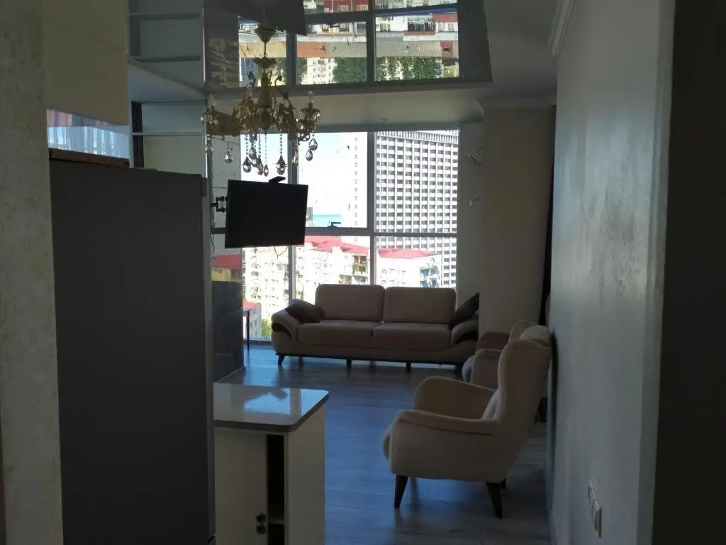 Батуми: Bright apartment with sea view