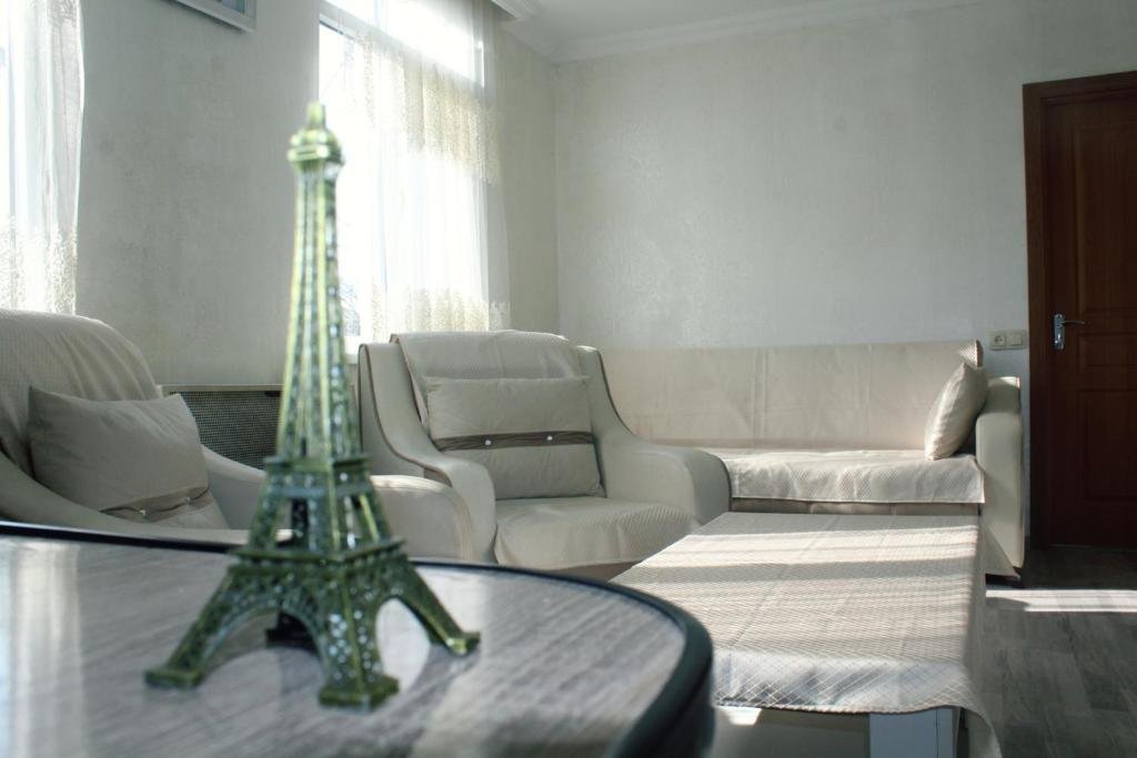 Батуми: Apartment on saakadze street