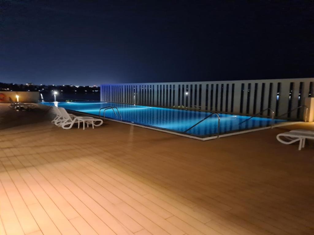 Рас-эль-Хайма: LUXURY 2 Bedroom Apartment in GATEWAY Residence
