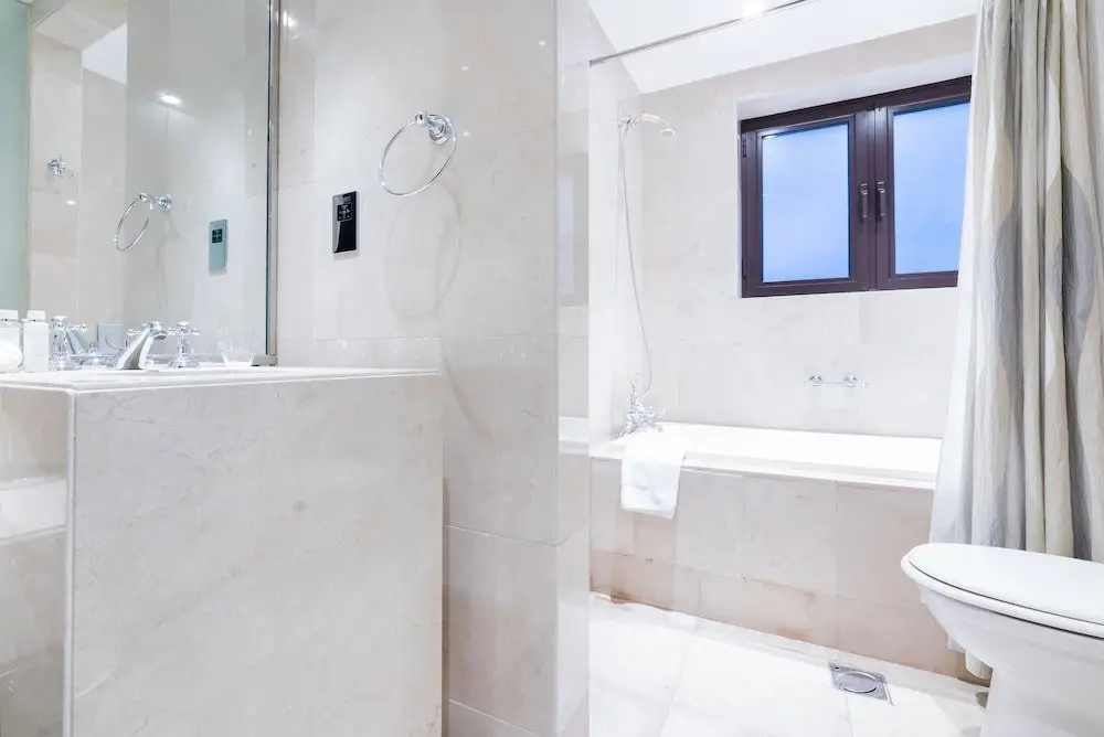Дубай: MaisonPrive Holiday Homes-Souk Al Bahar