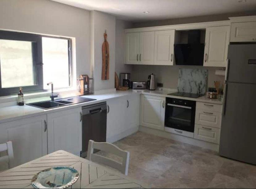 Бодрум: Bodrum Bitez 4 Bed-4 Bath Triplex Villa - AKTUR YANI