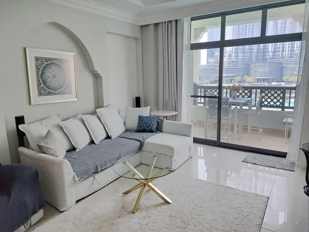 Дубай: Апартаменты PalmBay 1BR full Burj Khalifa & Fountain View