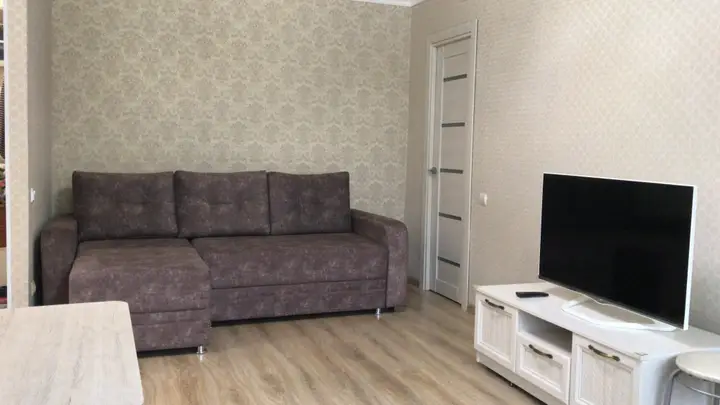 Уфа: Квартира 2 Комн Рядом с Универмагом Уфа