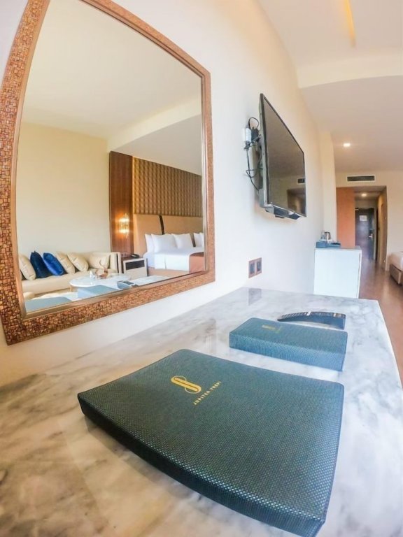 Кханонгпхра: Jupiter Trevi Resort and Spa