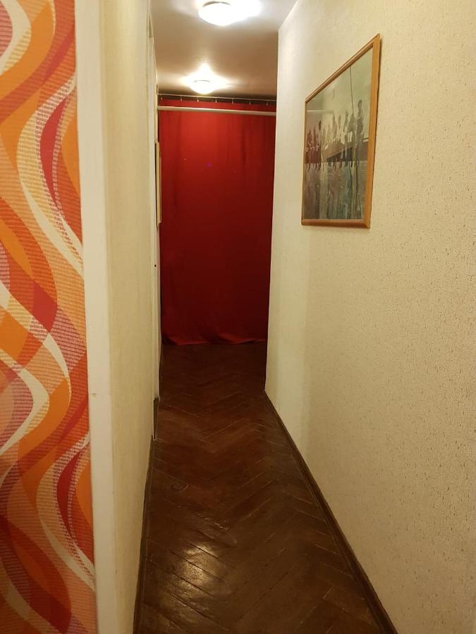 Санкт-Петербург: Меблированные комнаты El Rooms