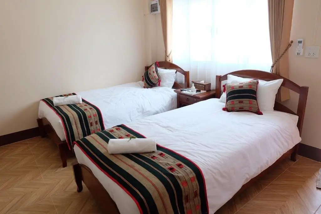 Чианграй: Latisha House