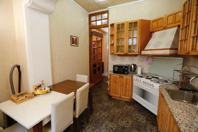 Тбилиси: Marjanishvili Square Apartment