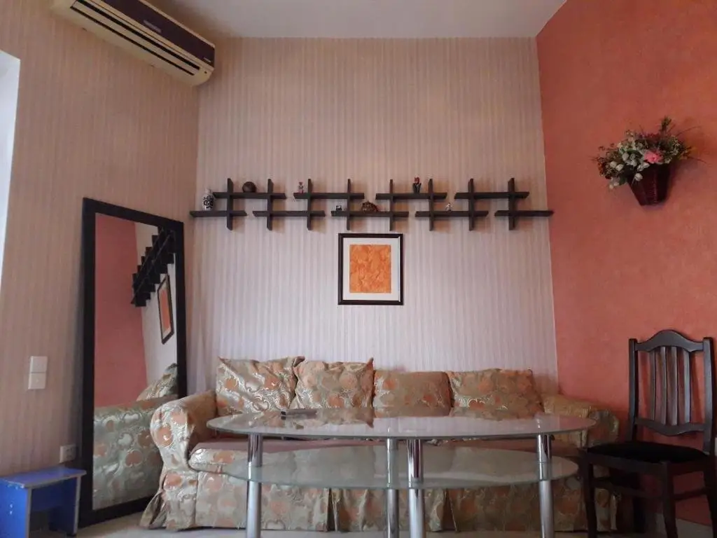 Тбилиси: Krtsanisi home