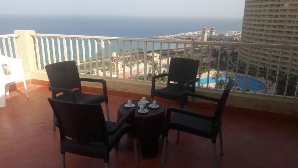 Айн-Сохна: Penthouse Three-Bedroom Villa in Porto Sokhna Family only