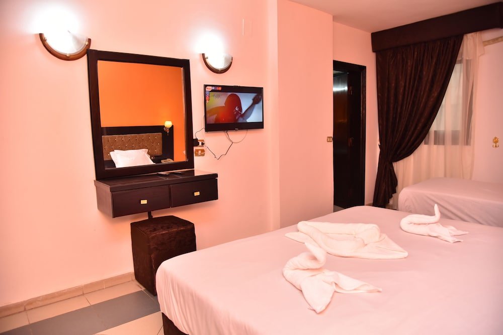 Гиза: Middle East Hotel