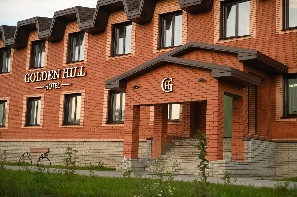 Змеиногорск: Отель Golden Hill