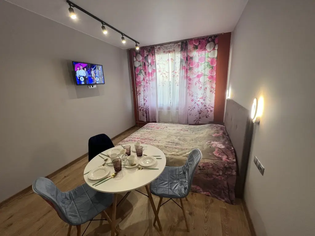 Санкт-Петербург: Апаpтaменты у м.Автово DreamApart c видoм нa caмый выcокий небоскpeб