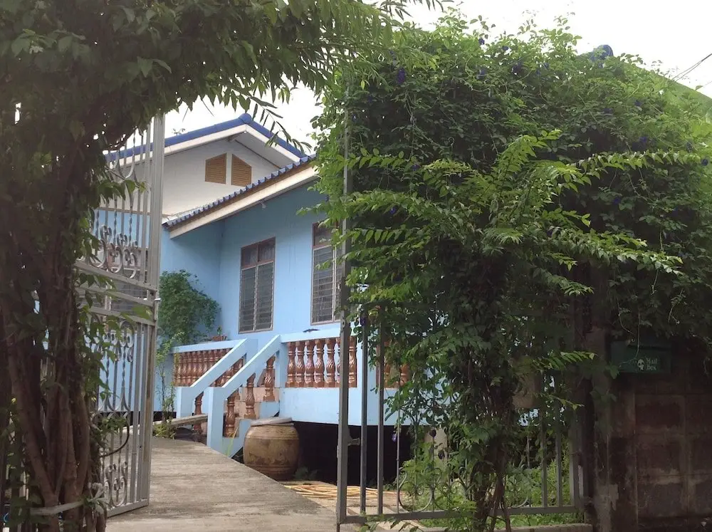 Паккрет: Neon's House