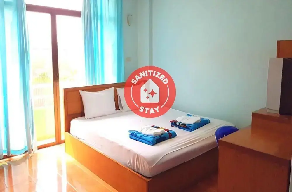 Чаам: Oyo Bang Sai Namphueng Cha Am Beach