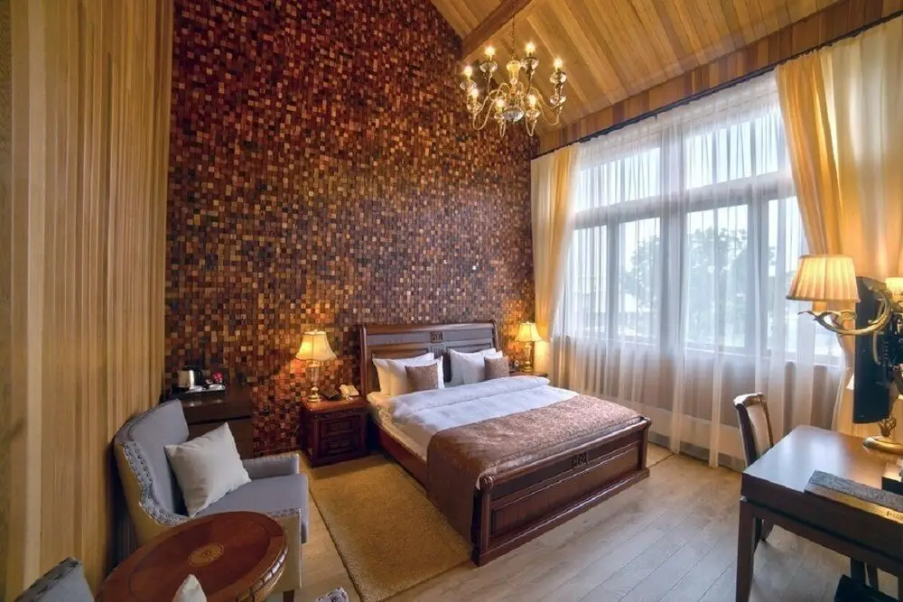 Артем: Cedar House