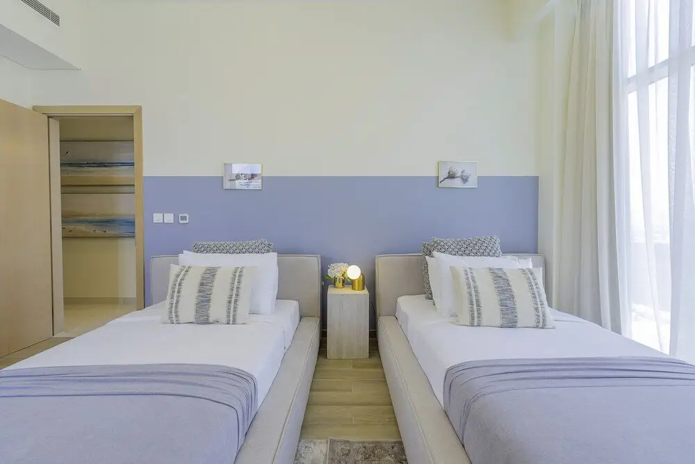 Дубай: Monty - Charming Apartment with Canal Vi