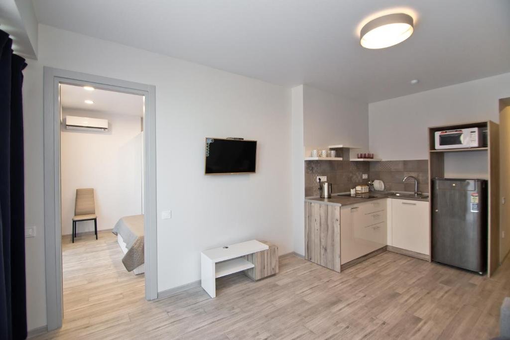 Батуми: Holiday Batumi Apartment.0411
