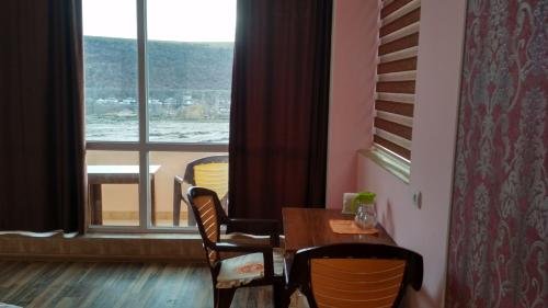 Губа: Motel