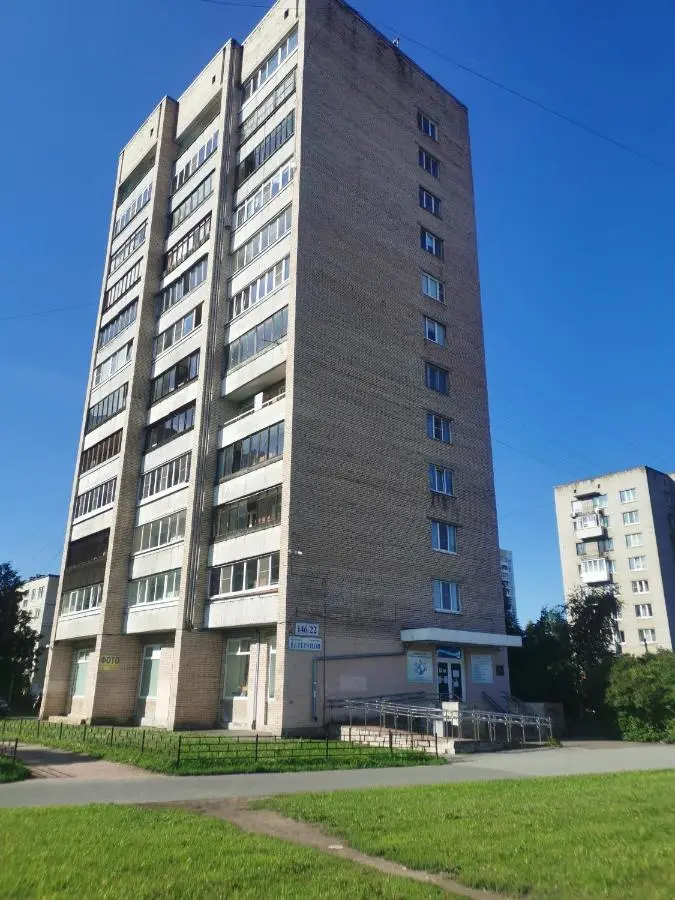 Санкт-Петербург: Apartment on Veteranov 146