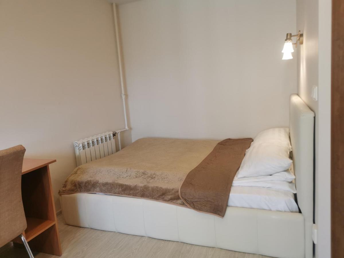 Санкт-Петербург: Apartment on Veteranov 146